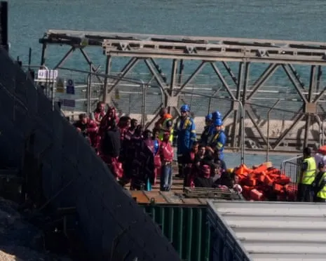 Number 10 Refutes Claims That Migrant Returns Agreement With France Is A Shambles
